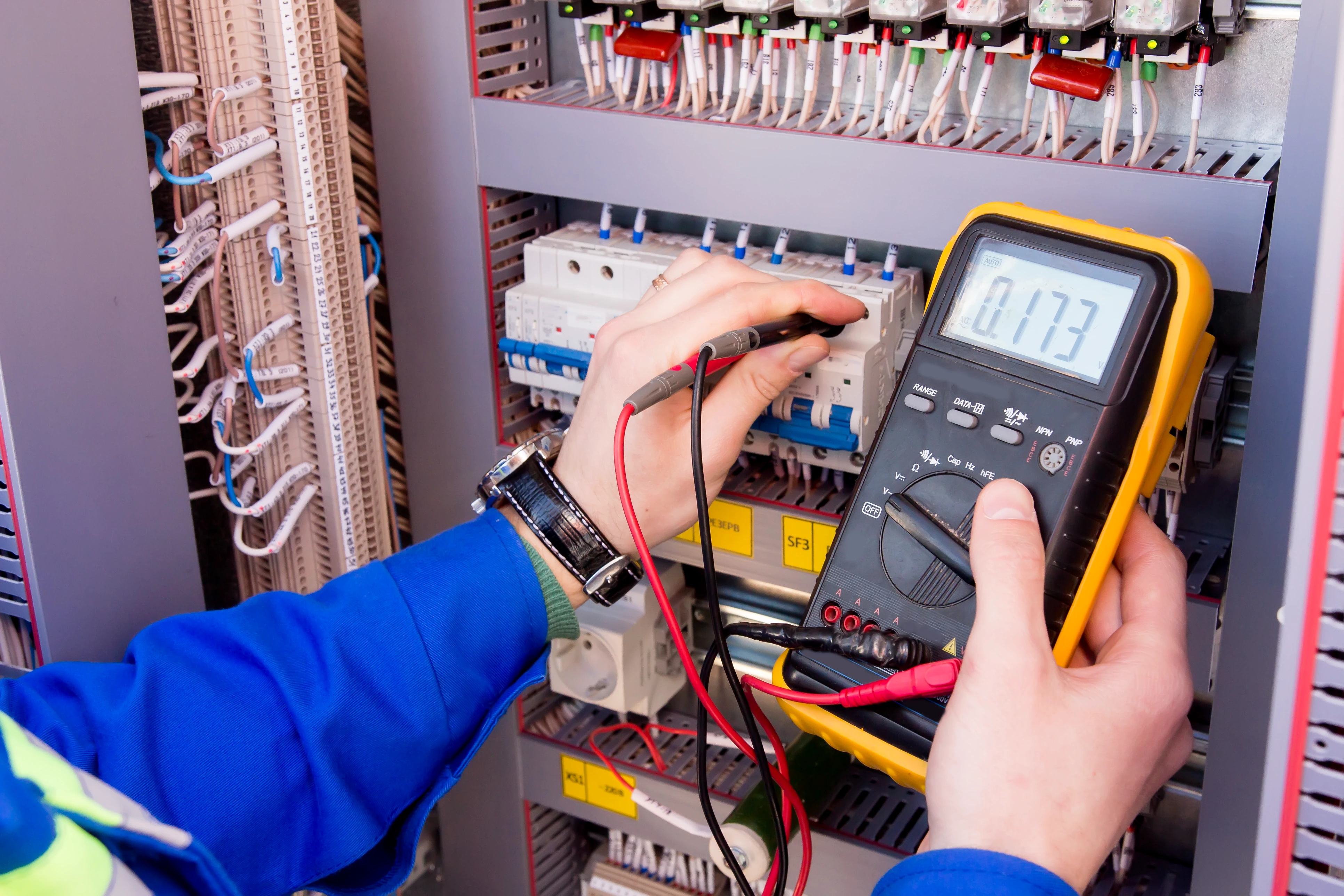 5 Benefícios da automação elétrica para pequenas e médias empresas