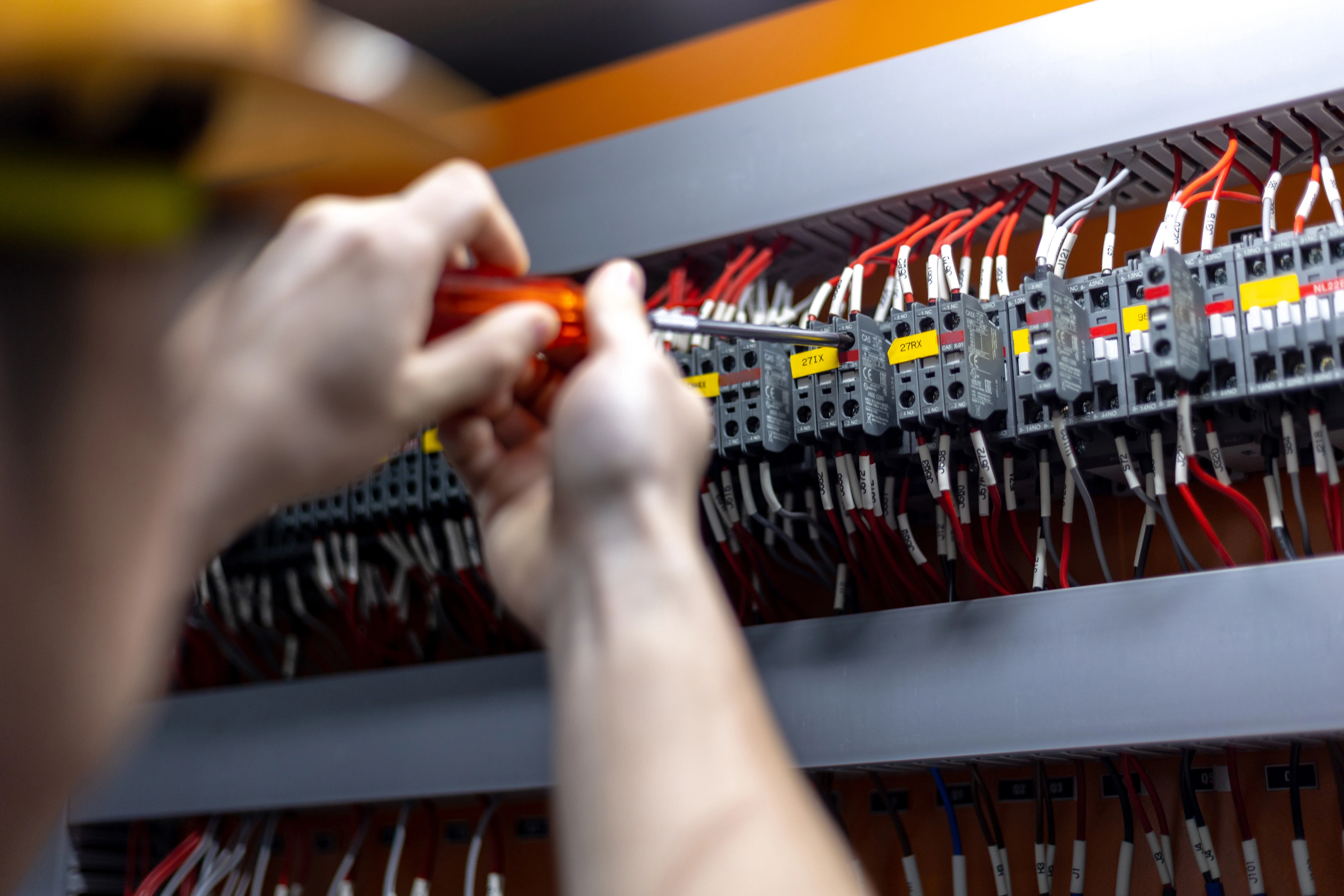 Como reduzir custos sem comprometer o desempenho da sua empresa?
